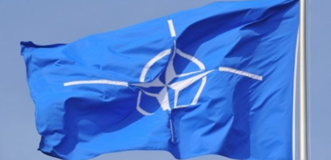 В НАТО снова призывают Россию отвести войска от Украины - Фото