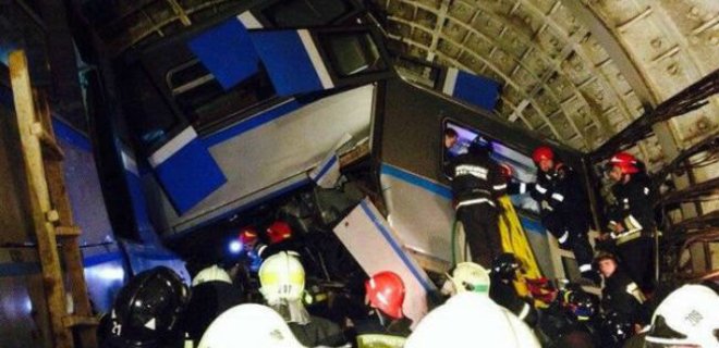 Катастрофа в московском метро: погибли около 10 человек - МЧС - Фото