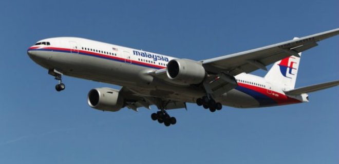 Террористы в Донбассе сбили Boeing 777: погибли 295 человек - Фото