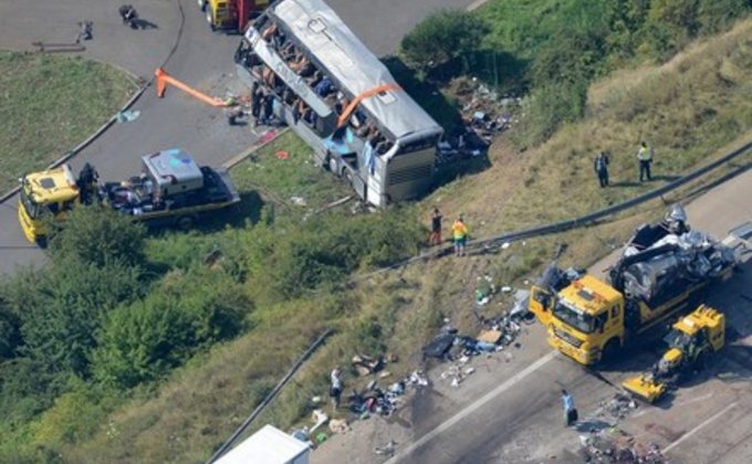 Столкновение автобусов из Украины и Польши в Германии: фото ДТП