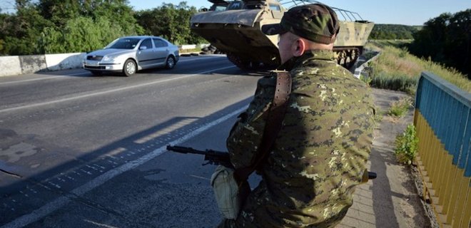 В Луганске погибли 20 человек, со стороны РФ вошла техника - Фото