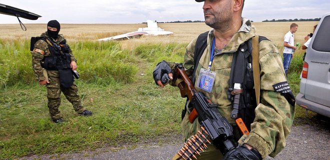 Киев не гарантирует безопасность экспертам, которые едут к Boeing - Фото