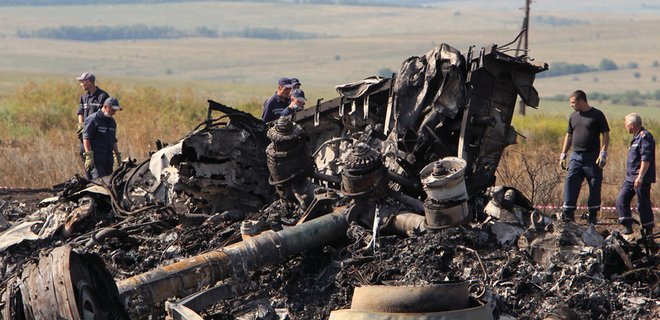 Завершены поиски жертв сбитого над Донбассом Boeing 777 - Фото