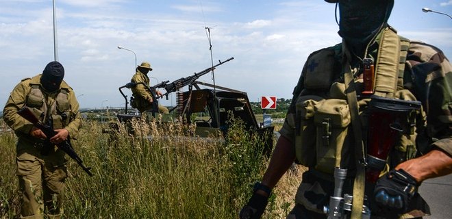 Колонна техники боевиков прорвала границу на Луганщине - СМИ - Фото
