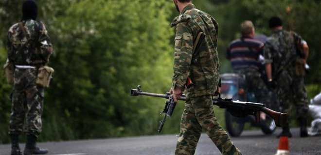 Боевики перегруппировывают силы в Луганске, Донецке и Горловке - Фото