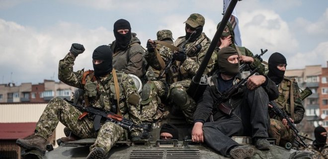 Отступившие боевики концентрируются в Алчевске, Торезе и Снежном - Фото