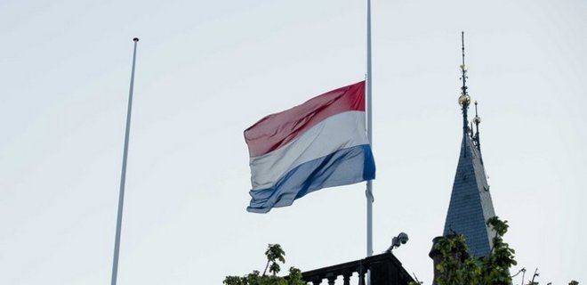 В Нидерландах объявлен день национального траура - Фото