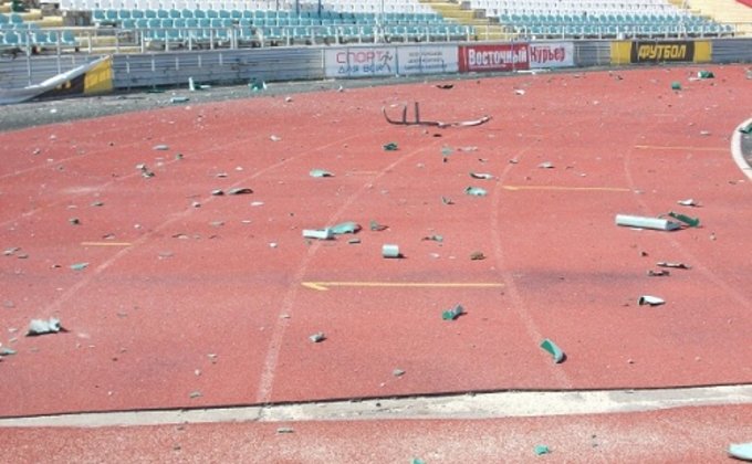 В Луганске террористы обстреляли из минометов стадион "Зари"