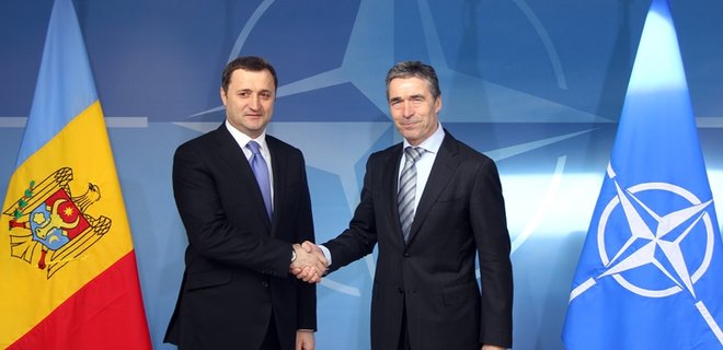 Молдову пригласили на саммит НАТО - Фото