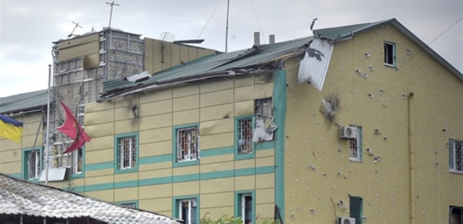 За сутки в Луганске есть погибшие, пострадавшие, новые разрушения - Фото