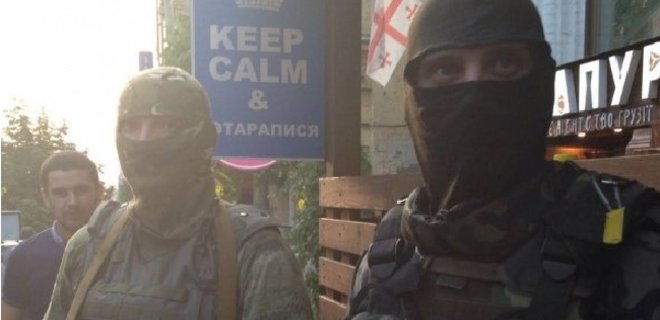В Киеве неизвестные пытались захватить столичное кафе - Фото