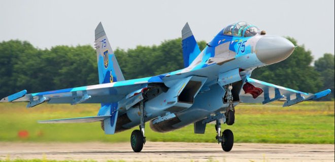 На вооружение украинской армии поступили модернизированные Су-27 - Фото