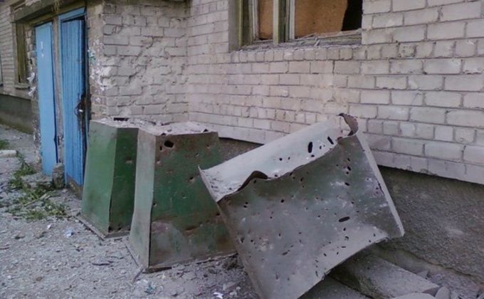 Террористы все больше разрушают Донецк: фото из города