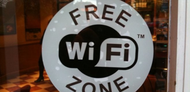В России запретили анонимный доступ к Wi-Fi в общественных местах - Фото