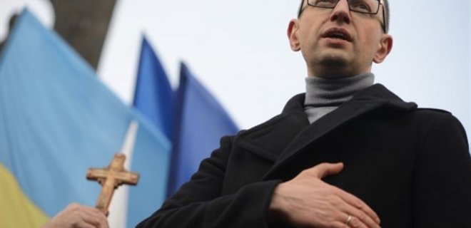 Яценюк пожелал Собору УПЦ МП избрать патриотичного митрополита - Фото