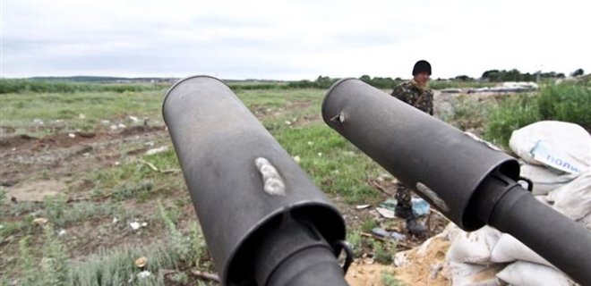 В Луганске силы АТО точечным ударом ликвидировали группу боевиков - Фото