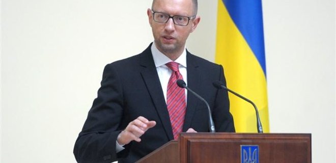 Кабмин предложил отменить внеблоковый статус Украины - Фото