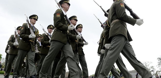 Чехия увеличила численность и бюджет армии из-за агрессии России - Фото