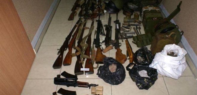В Мелитополе СБУ задержала торговцев оружием - Фото