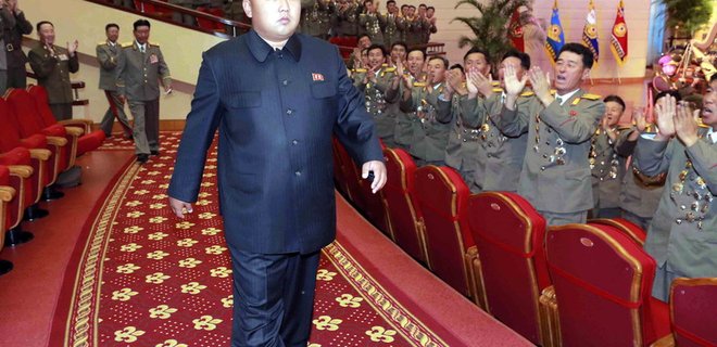 В КНДР признали, что у Ким Чен Ына проблемы со здоровьем  - Фото
