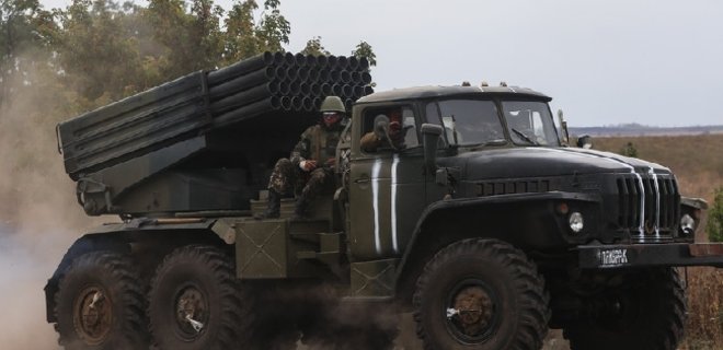 Боевики продолжают обстрелы украинских военных - пресс-центр АТО - Фото