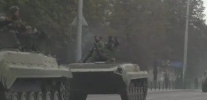 В Макеевку заехала колонна бронетехники боевиков ДНР - СМИ - Фото