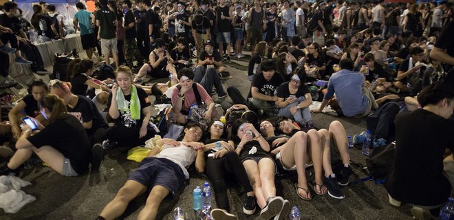 В Гонконге годовщину образования КНР отметят протестами - Фото