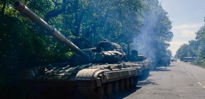 В район Дебальцево стянуты 27 российских танков  - Фото