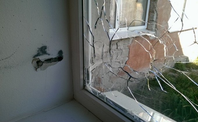 Боевики ЛНР обстреляли школу в Счастье: фото