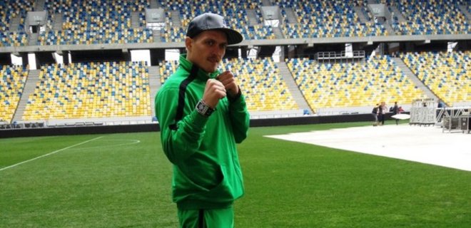 Александр Усик сегодня во Львове проведет первый титульный бой - Фото