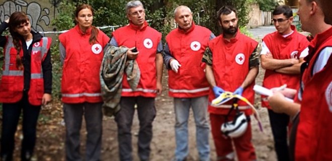 Красный Крест приостановил свою деятельность в Украине - Фото