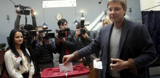 В Латвии пророссийская партия одержала Пиррову победу на выборах  - Фото