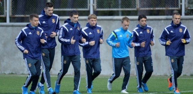 Сборная Украины начала подготовку к отборочным играм Евро-2016 - Фото