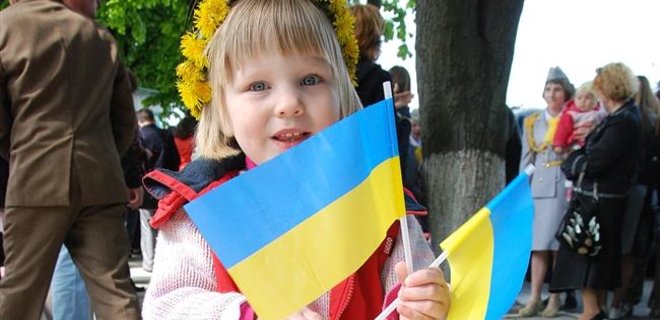 Украинцы готовы к компромиссам с РФ и боевиками ради мира - опрос - Фото