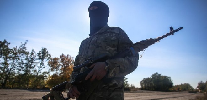 Под Бахмутовкой погиб украинский военный, подбита техника - Фото