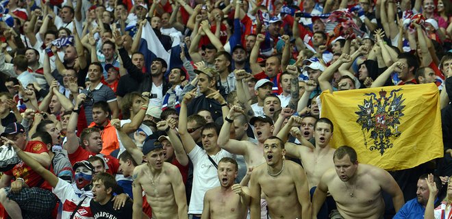 ФИФА призвала Путина побороть расизм в российском футболе  - Фото