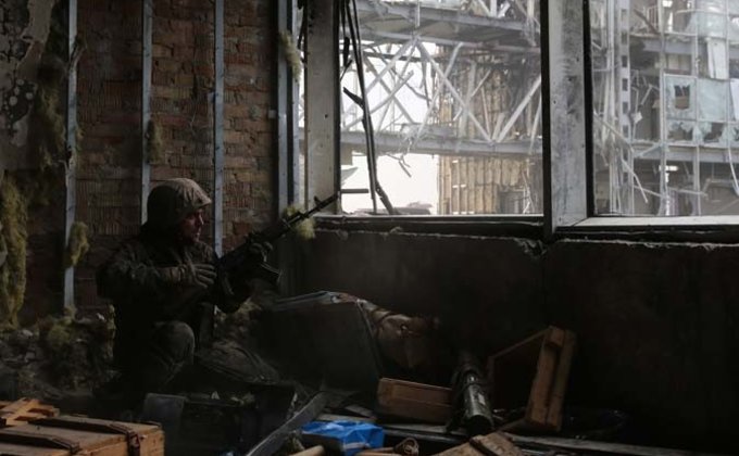 Вид Донецкого аэропорта после пяти месяцев осады: новые фото