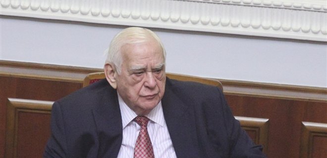 Центризбирком назвал первого избранного депутата новой Рады - Фото