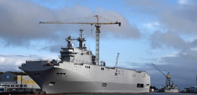 РФ признает, что Франция имеет право откладывать поставку Mistral - Фото
