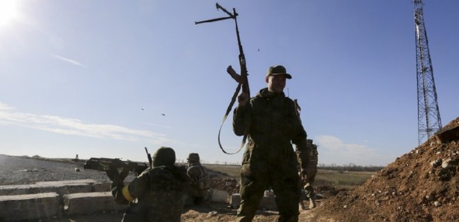 Боевики обстреляли силы АТО семнадцать раз: есть раненые - Фото