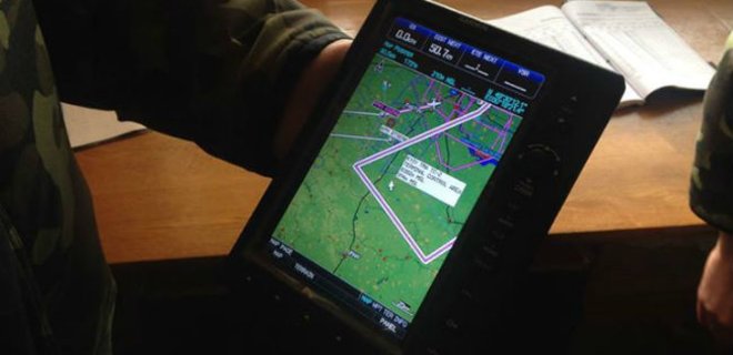 Волонтеры обеспечивают военную авиацию GPS-навигаторами - Фото