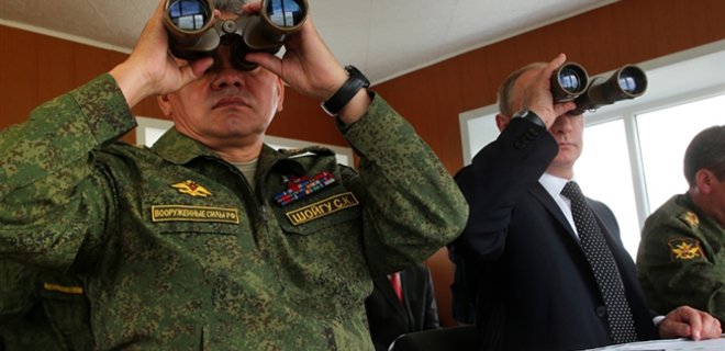 РФ усиливает военное присутствие все дальше от своих границ - WSJ - Фото