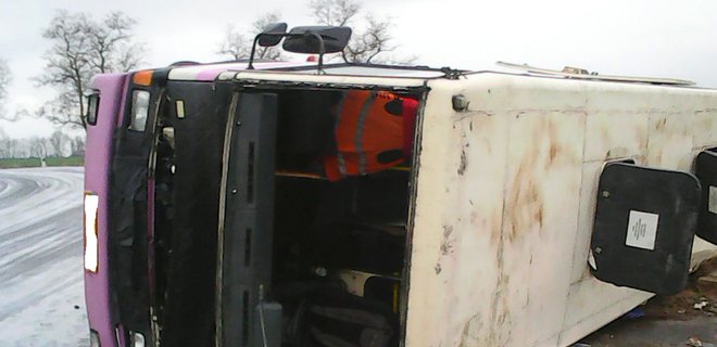 ДТП с автобусом в Полтавской области: 2 погибших, 12 травмированы - Фото