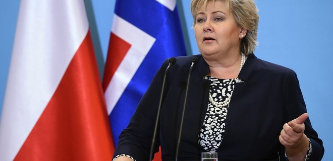 Премьер Норвегии считает эффективным применение санкций против РФ - Фото
