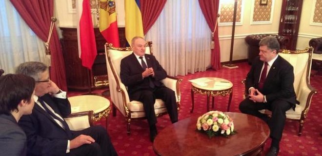 В Кишиневе началась встреча президентов Украины, Польши и Молдовы - Фото