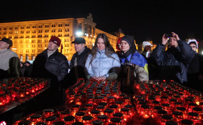 Вечерний Майдан в Киеве: фото с митинга