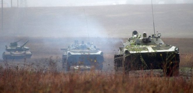 Силы АТО отбили атаки у поселка Славное и в Донецком аэропорту - Фото