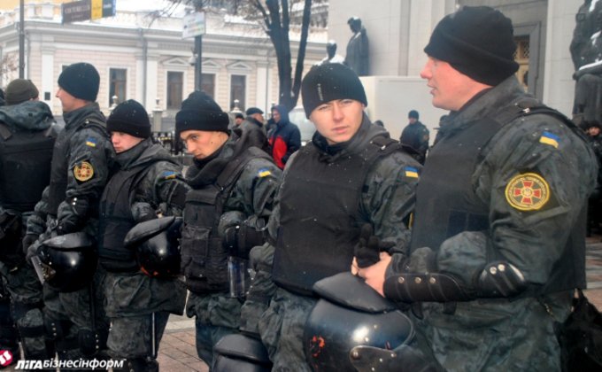 Комбаты, активисты, регионалы, сын Порошенко: фото из новой Рады