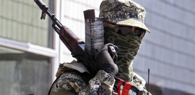 Боевики захватили центр занятости и Пенсионный фонд в Донецке - Фото