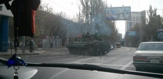 В Донецк прибывают новые подразделения российских войск - Фото